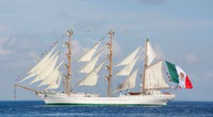 El Buque Escuela Cuauhtémoc arriba a Nueva York tras superar pruebas en la mar