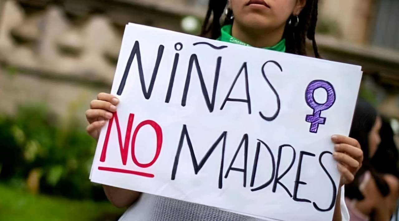 Bolivia prohíbe el matrimonio infantil y las uniones entre menores de 18 años