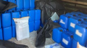 Desmantelan narcolaboratorio en Polonia; detienen a dos mexicanos