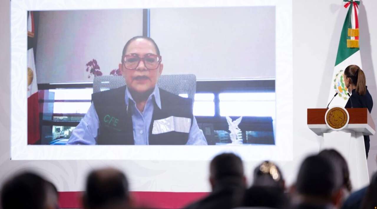 CFE restablece electricidad a más de 18 mil usuarios tras lluvias en cinco estados