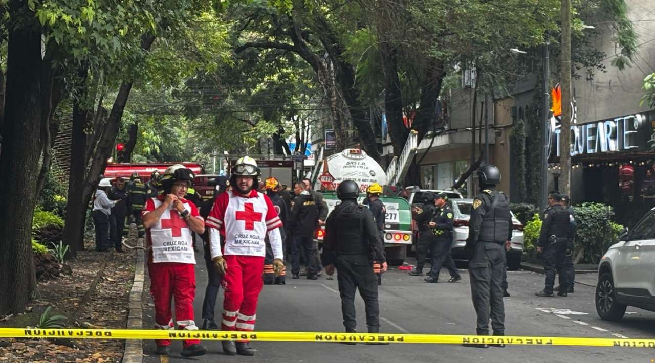 Fuga de gas en pipa provoca fuerte operativo en Polanco