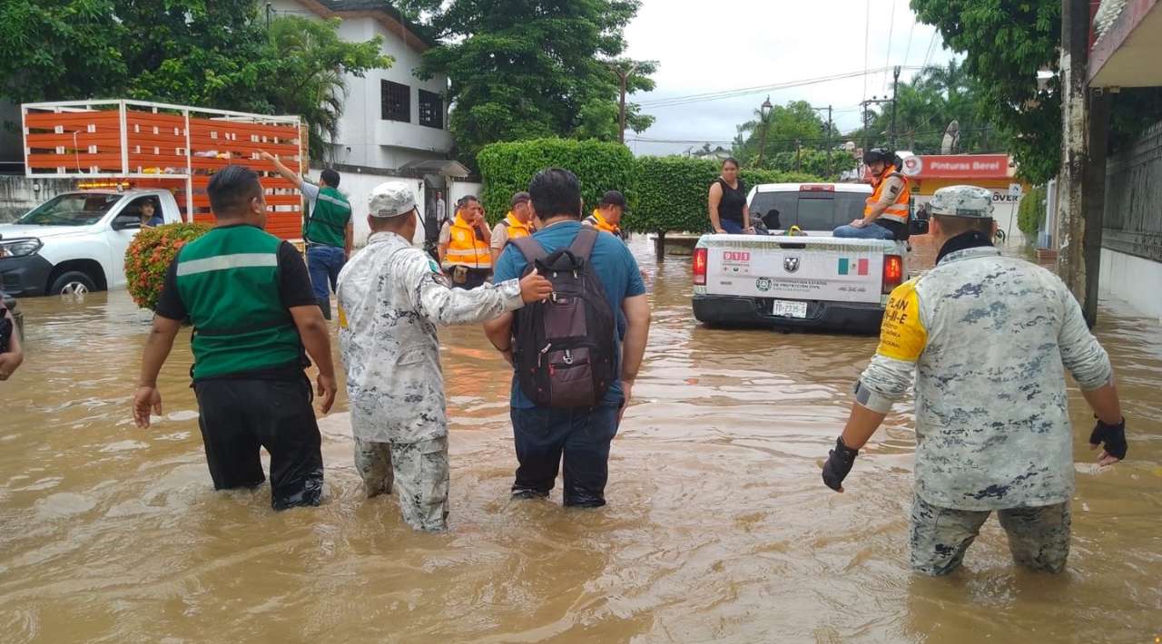 Lluvias dejan 24 muertos en Hidalgo, Puebla, Veracruz y Querétaro