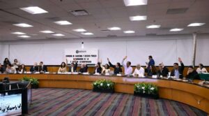 Diputados aprueban en comisiones reforma a la Ley Aduanera; buscan frenar el “huachicol fiscal”