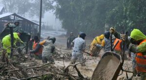 Asciende a 79 el número de muertos por lluvias en cinco estados; 19 siguen desaparecidos