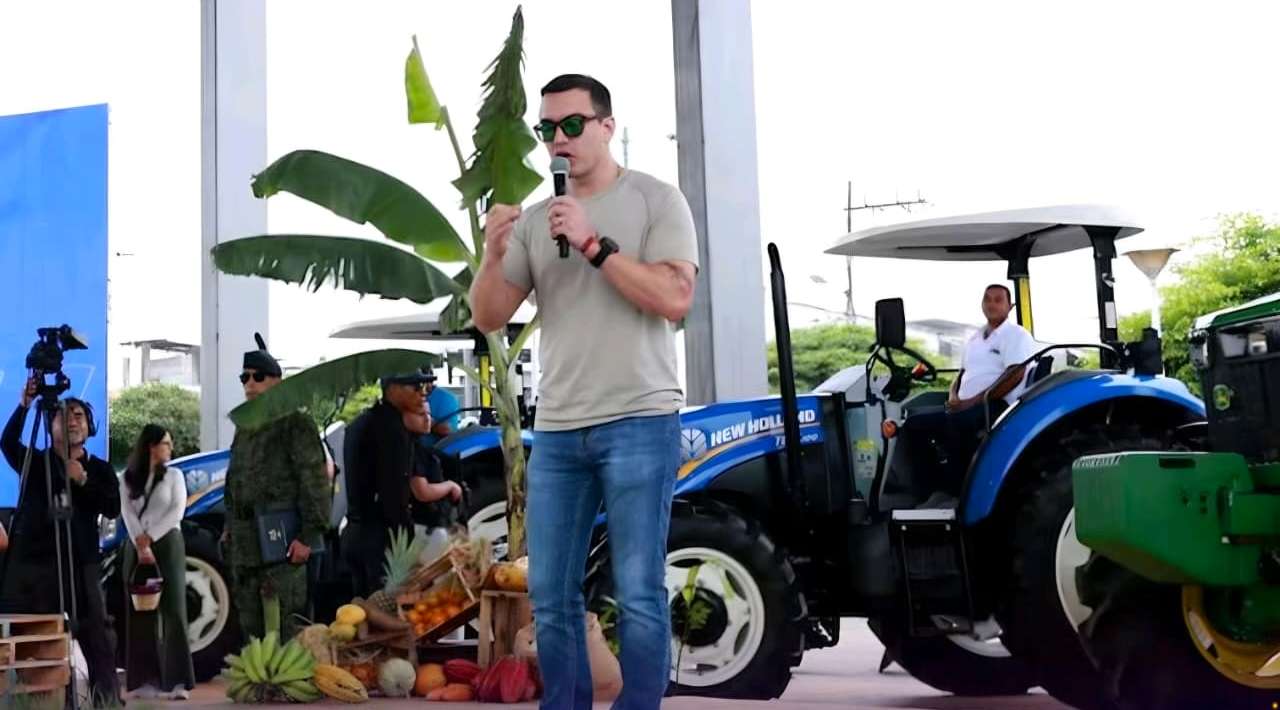 Presidente de Ecuador denuncia intento de envenenamiento con chocolate y mermeladas