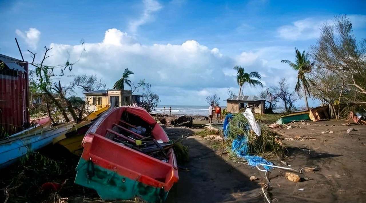 Jamaica declara “zona catastrófica” tras el paso del huracán Melissa