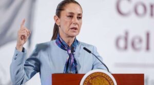 Política exterior la definimos los mexicanos, destaca presidenta