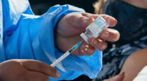 Salud anuncia 10 millones de vacunas contra covid-19 listas para fin de año