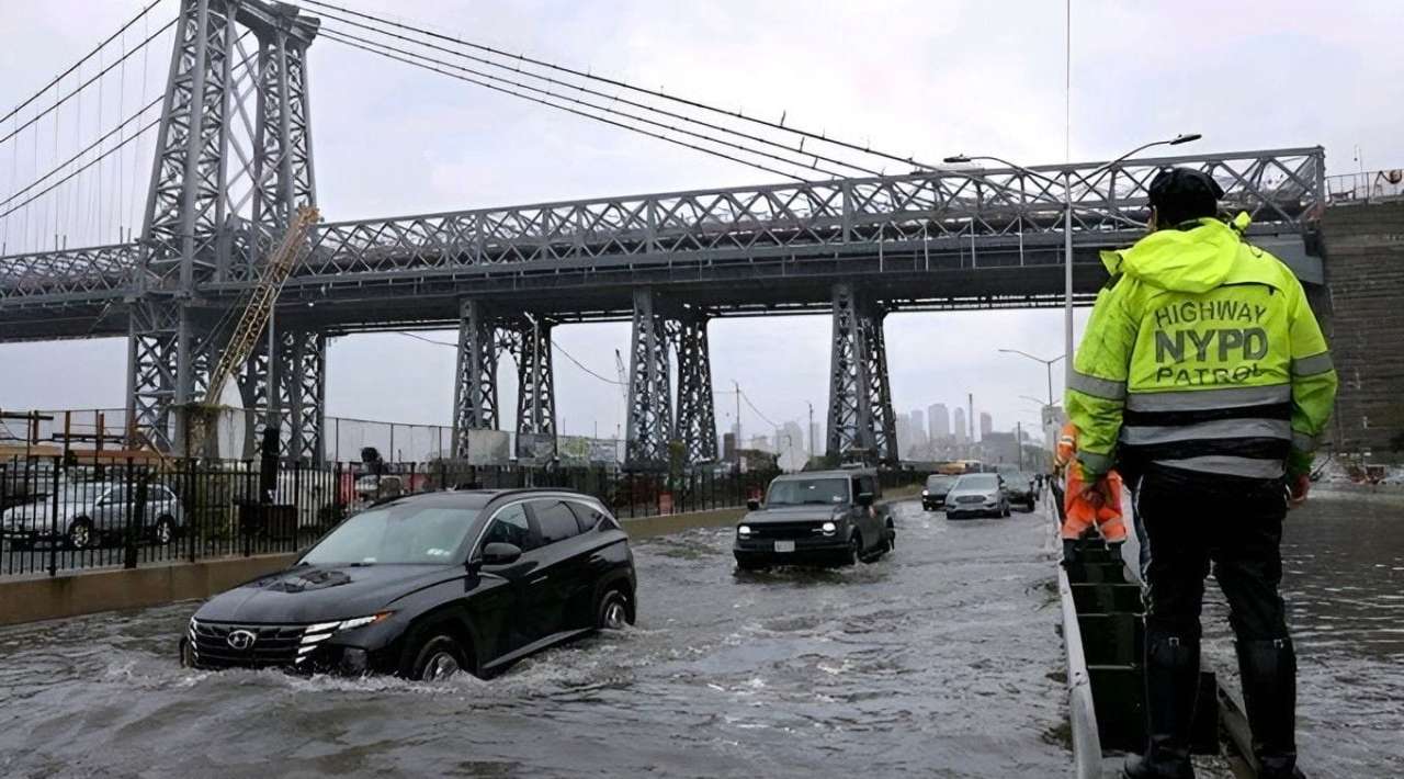 Fuertes lluvias provocan inundaciones y dejan dos muertos en Nueva York