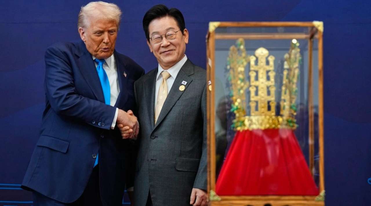 Trump anuncia acuerdo comercial con Corea del Sur durante visita oficial