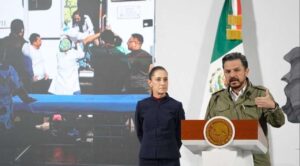 IMSS desplegó más de mil 300 profesionales de la salud en Hidalgo, Puebla y Veracruz tras inundaciones; opera Unidad Médica Móvil en cada zona afectada