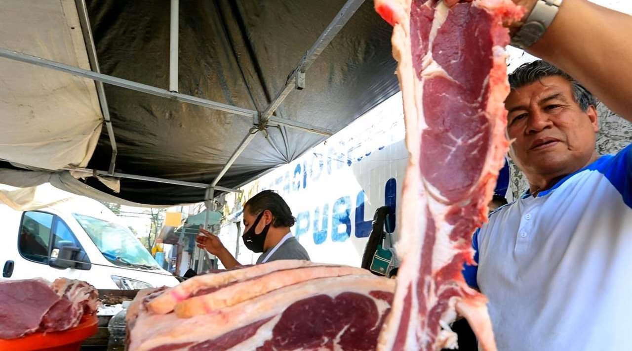 Aumenta 4.6% consumo de carne entre familias mexicanas