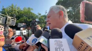 Conmemoran en Morelos el 2 de octubre con izamiento de bandera a media asta