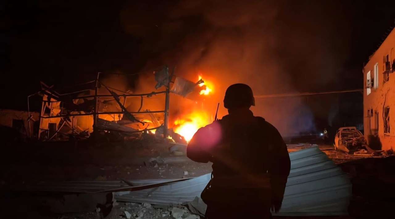 Ucrania ataca fábrica de explosivos y terminal petrolera en Rusia y Crimea