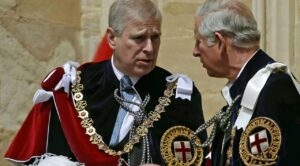 Príncipe Andrés renuncia a sus títulos reales tras escándalos vinculados con Jeffrey Epstein