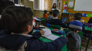 SEP autoriza regreso a clases presenciales en Puebla y municipios seguros de Hidalgo