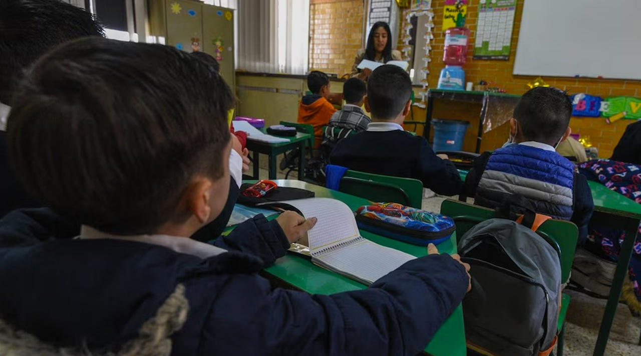 SEP autoriza regreso a clases presenciales en Puebla y municipios seguros de Hidalgo