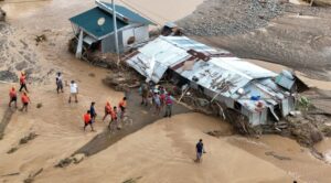 Filipinas declara estado de devastación tras el tifón Fung-wong