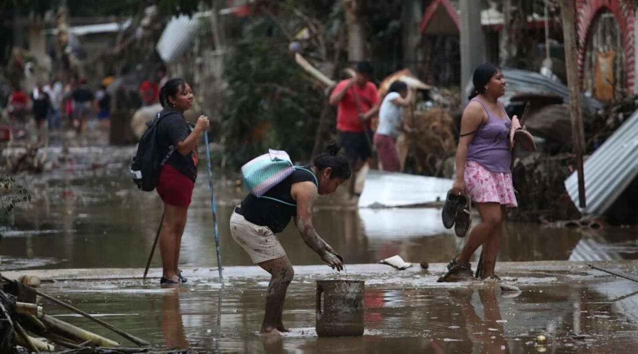 Gobierno federal destina 7 mil 426 mdp para atender daños por lluvias en cinco estados: Sheinbaum