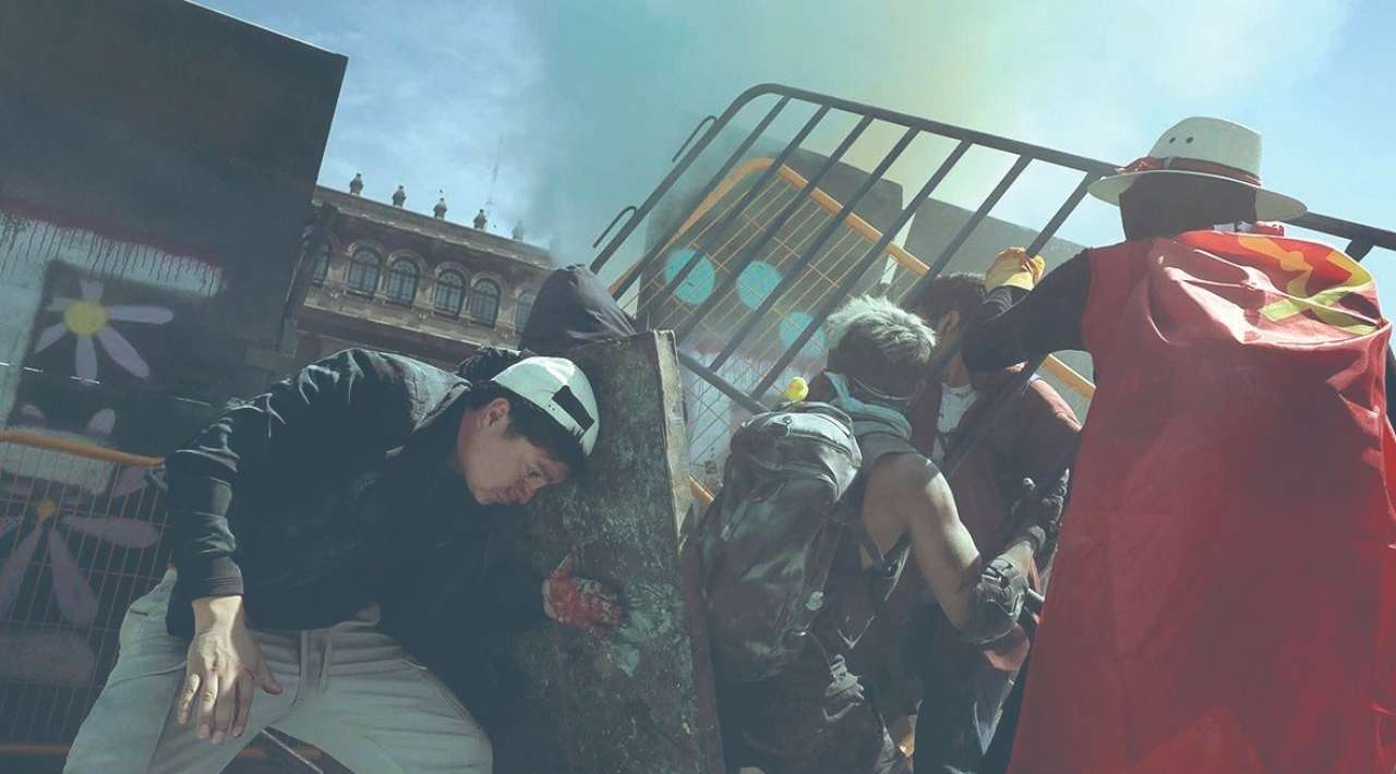 Llevan a 15 detenidos por disturbios en el Zócalo al Reclusorio Norte