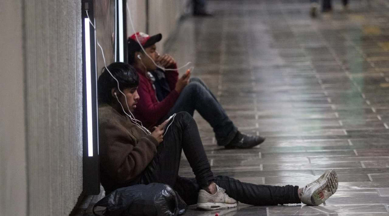 Páginas de Internet, segundo material más leído en México reporta el INEGI