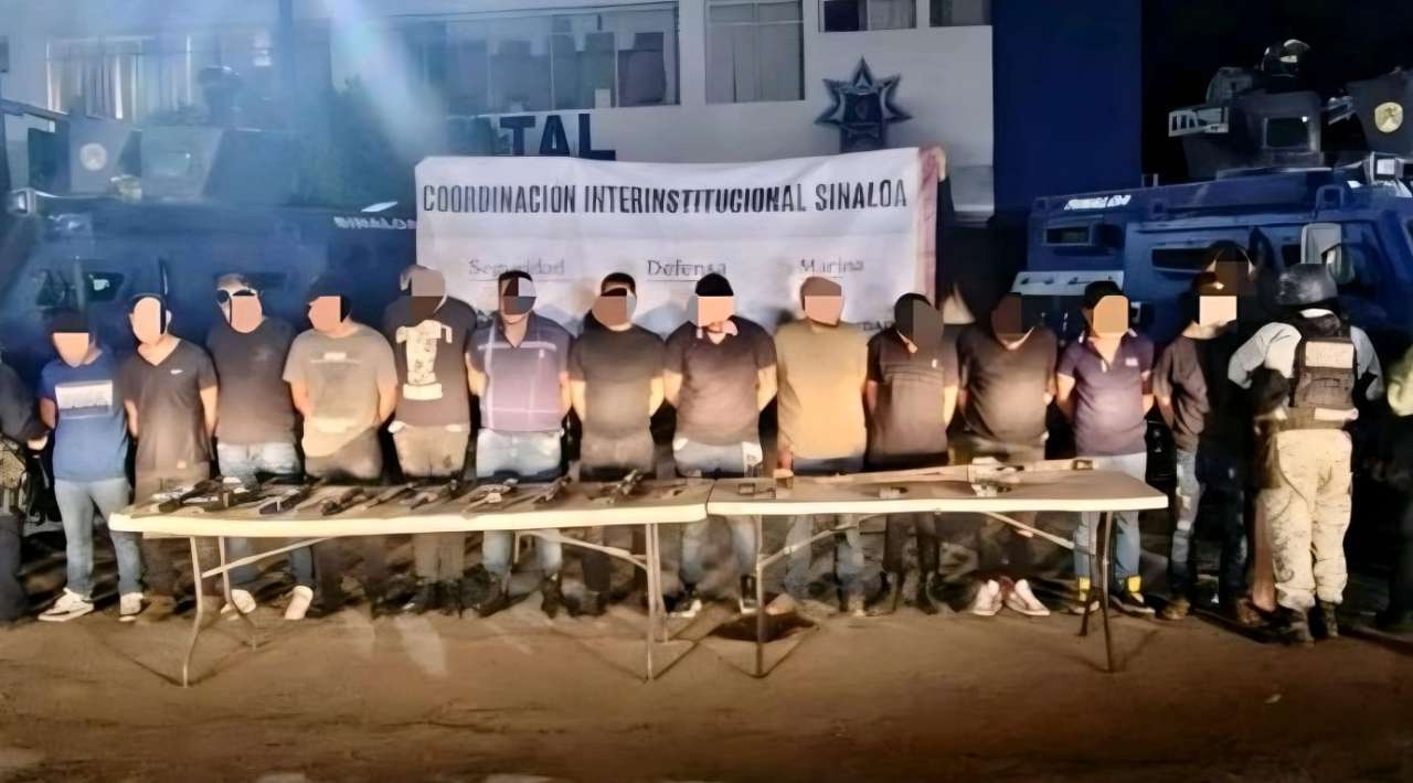 Operativos federales en Sinaloa dejan 15 detenidos y arsenal asegurado