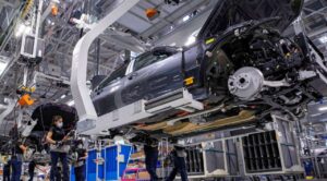 México buscará ajuste a aranceles de vehículos pesados fabricados con autopartes de EE.UU.