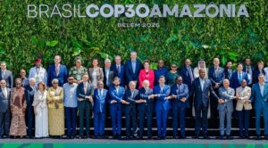 El mundo “no soporta más, el modelo basado en combustibles fósiles” advierte Lula durante la COP30