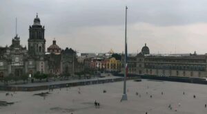 Sheinbaum llama a identificar a promotores de marcha del 15 de noviembre; refuerzan seguridad en el Centro Histórico