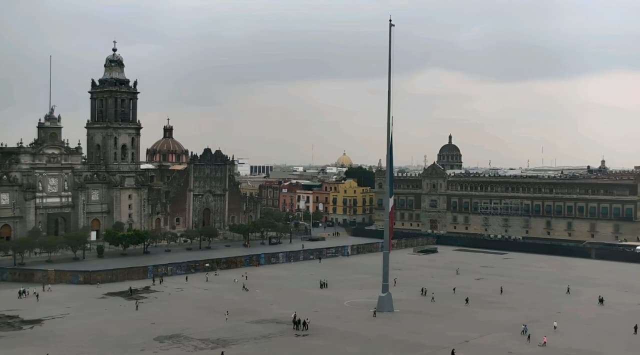 Sheinbaum llama a identificar a promotores de marcha del 15 de noviembre; refuerzan seguridad en el Centro Histórico