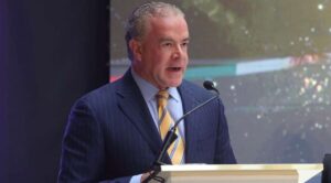 Investigan a copropietario de Miss Universo por huachicol y tráfico de armas; acuerda colaborar con la FGR