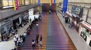 Venezuela revoca permisos a seis aerolíneas tras suspender vuelos por alerta de EE.UU.