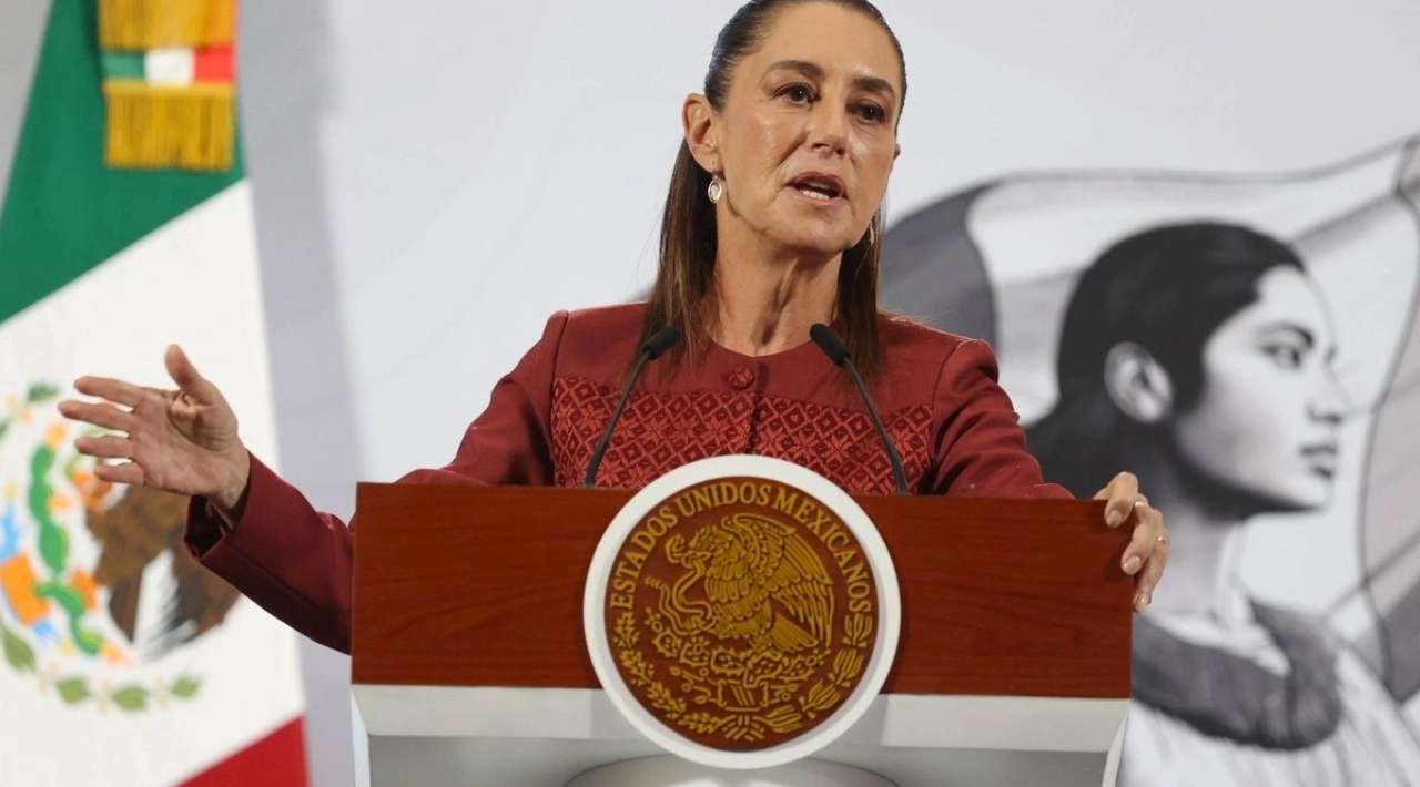 Sheinbaum llama a una movilización pacífica en el 25N y anuncia presentación de programa integral contra la violencia hacia las mujeres