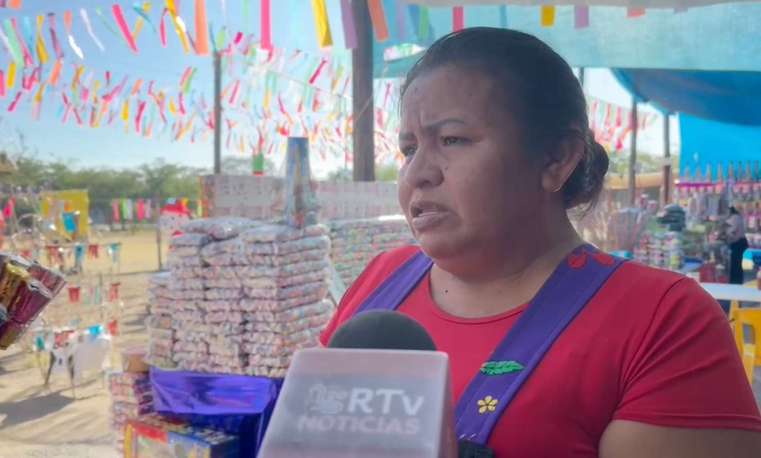Comerciantes de pirotecnia en Xoxocotla listos para la temporada decembrina