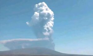 Volcán Hayli Gubbi despierta en Etiopía. Es la primera erupción en 10 mil años.