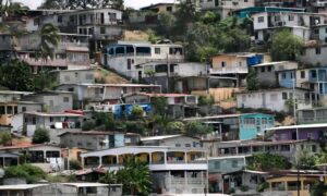 Cae la pobreza en América Latina, pero la desigualdad frena el bienestar: Cepal