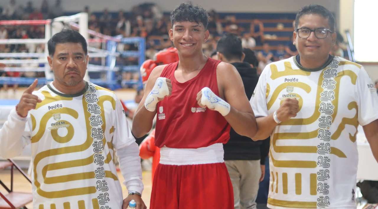 Efraín Martínez: Un Entrenador de Boxeo con Resultados