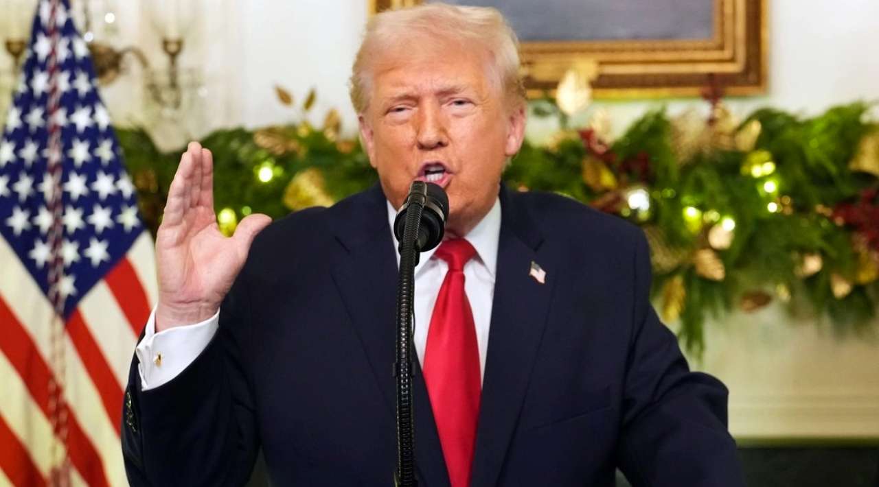 Trump endurece discurso y responsabiliza a migrantes del deterioro en EE.UU