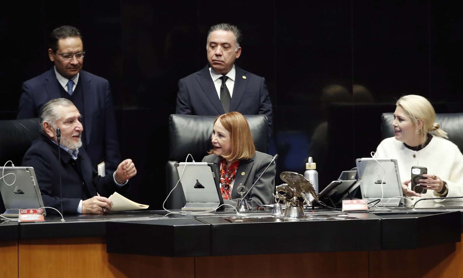 Senado válida a 43 aspirantes para encabezar la FGR; destaca Ernestina Godoy entre los perfiles