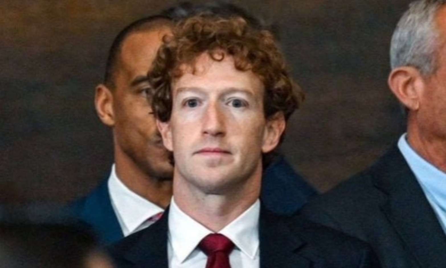 Partido Socialista Obrero Español exige que Mark Zuckerberg comparezca en el Congreso por presunta vigilancia masiva de millones de usuarios