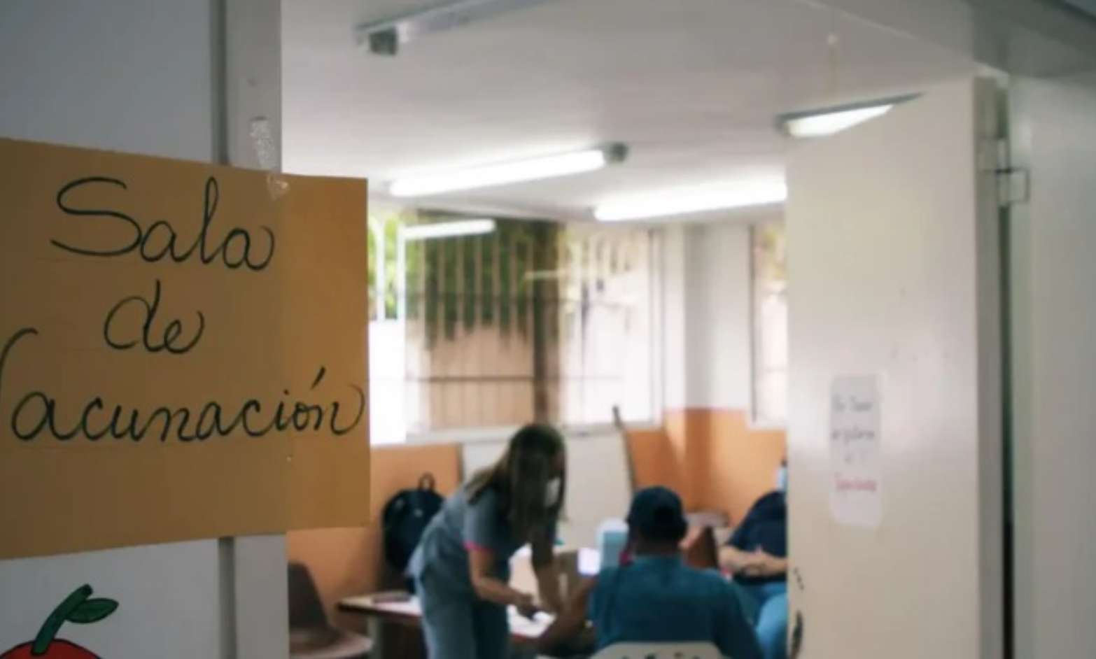 Rumbo a vacaciones navideñas, Salud refuerza vacunación ante brote activo de sarampión en cinco estados