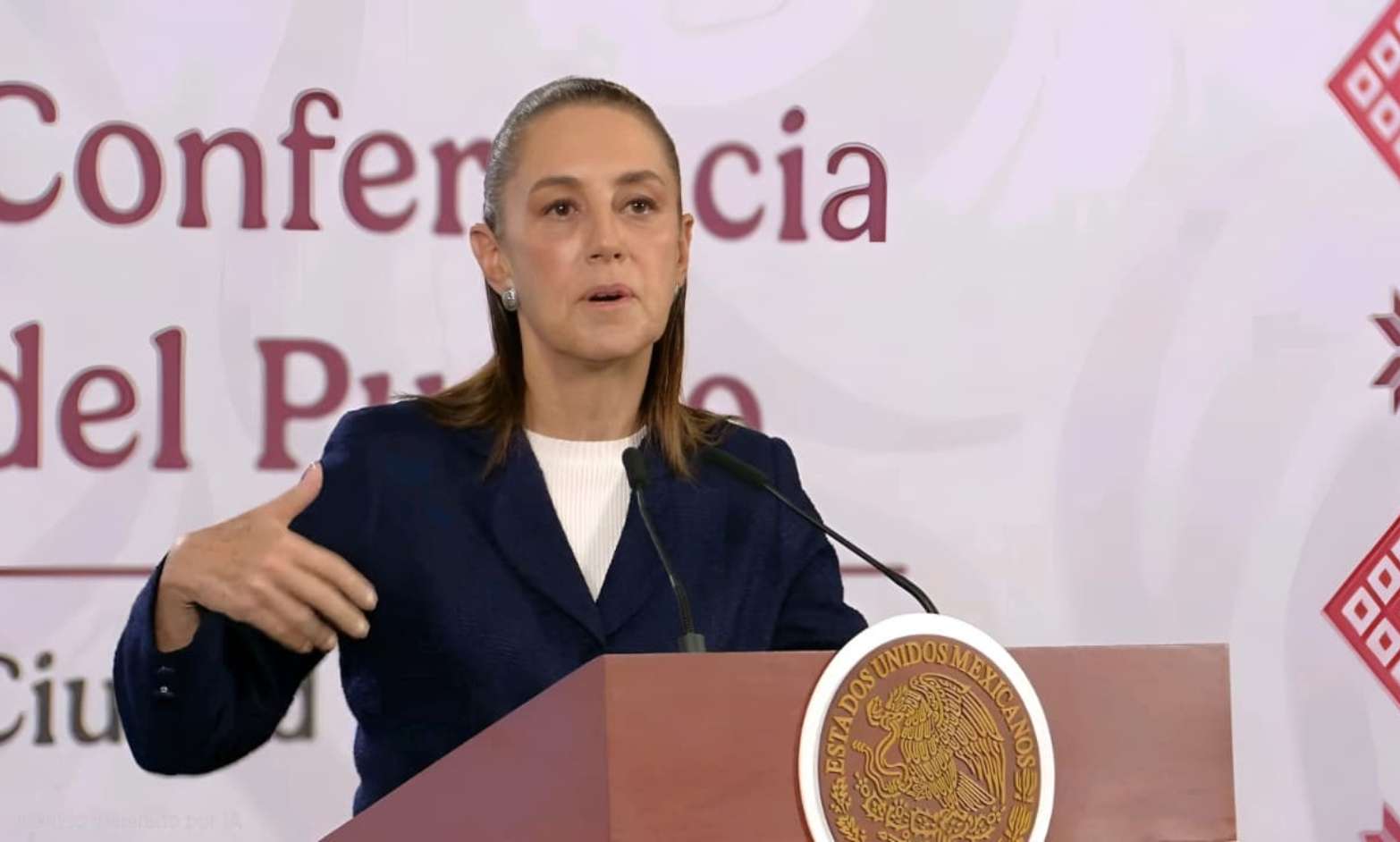 Cuarta Transformación mantiene respaldo popular. México no repetirá escenario chileno: Sheinbaum