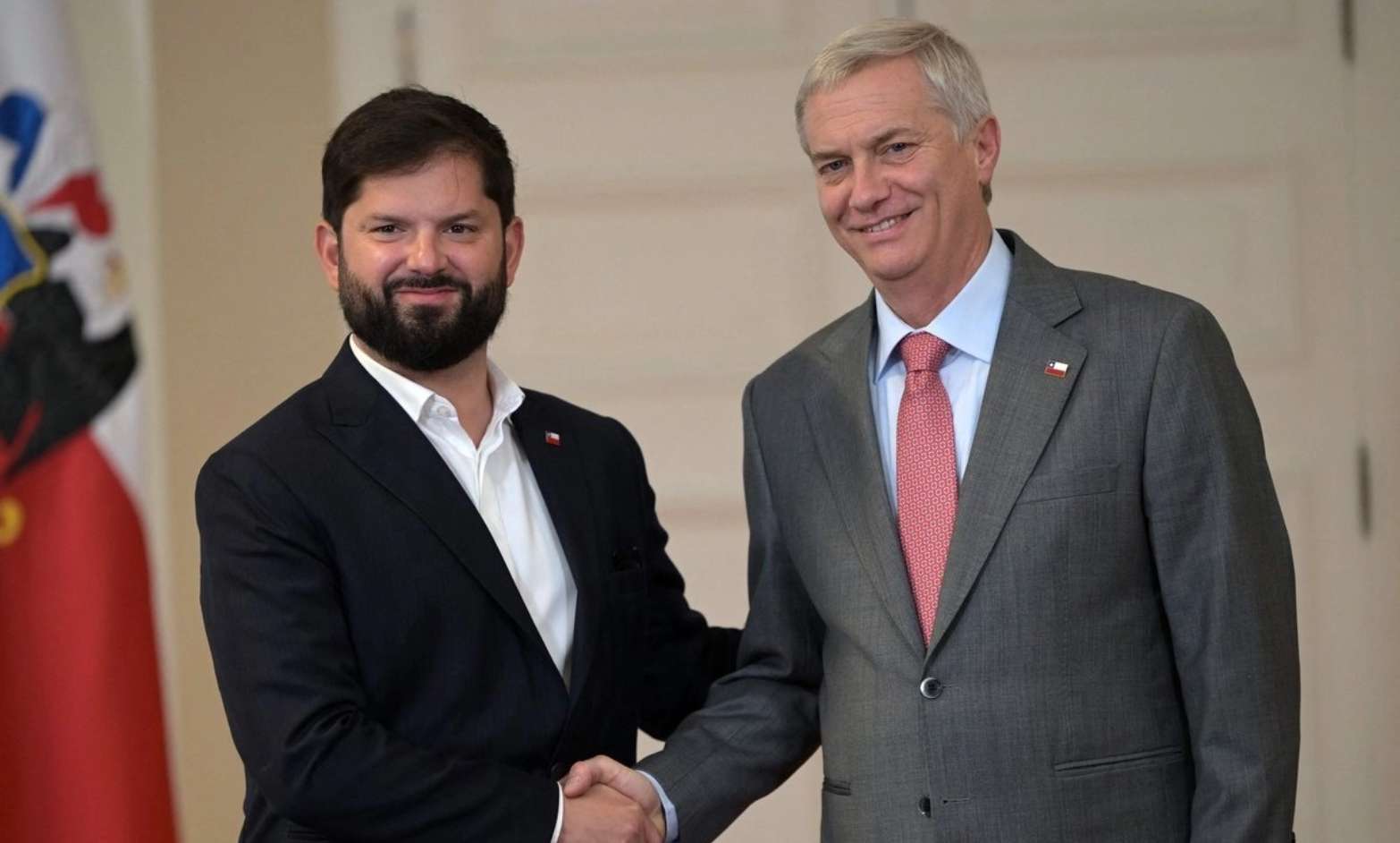 Arranca la transición presidencial en Chile; Gabriel Boric recibe al presidente electo Kast, en La Moneda