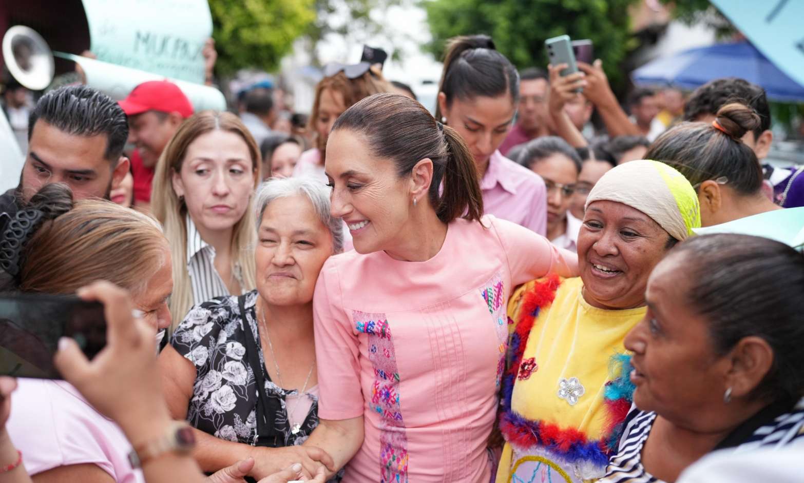 Recorre Sheinbaum 104 mil kilómetros durante sus giras nacionales de 2025