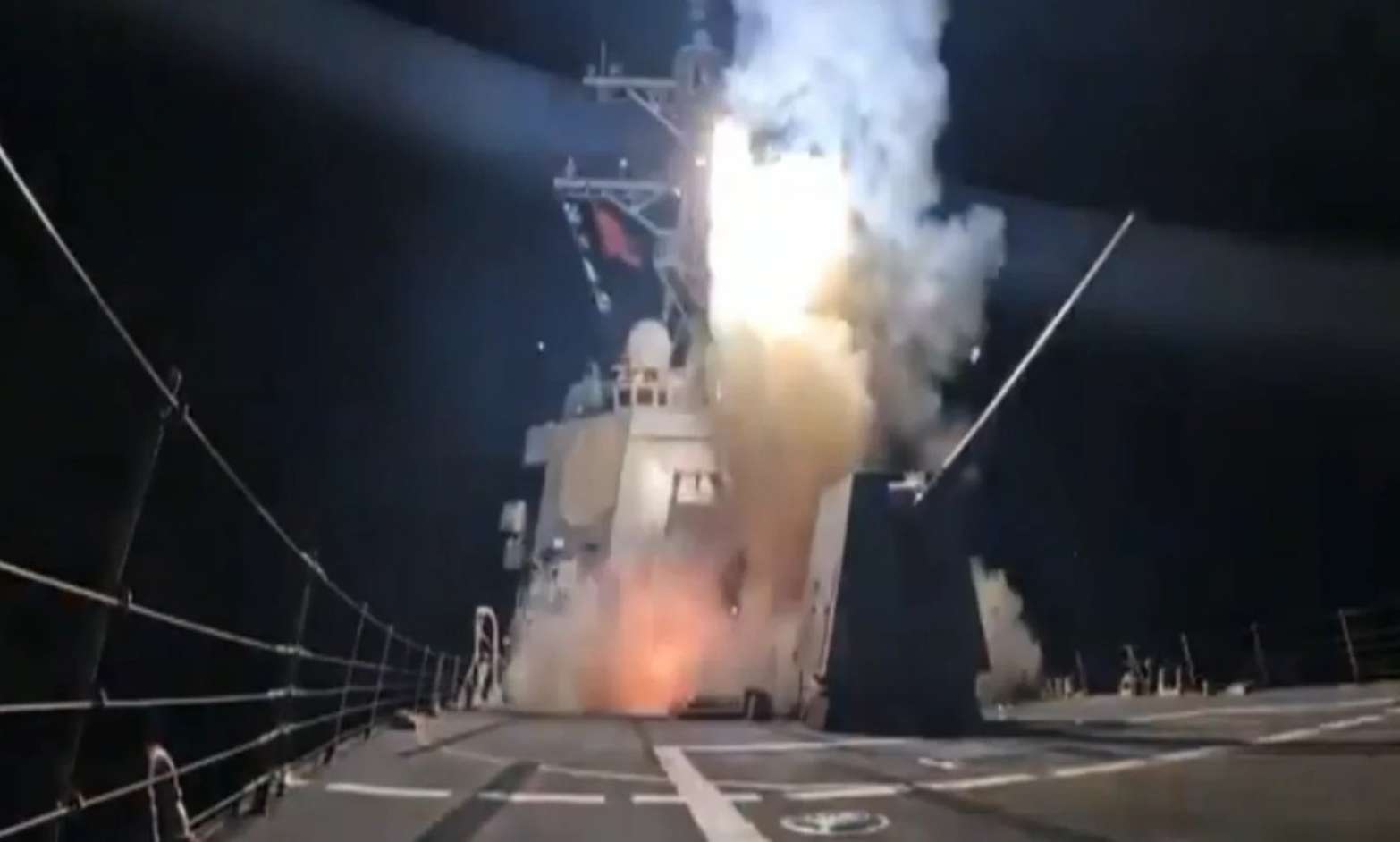 Trump anuncia bombardeos en Nigeria y amplía ofensiva de EE.UU. a África