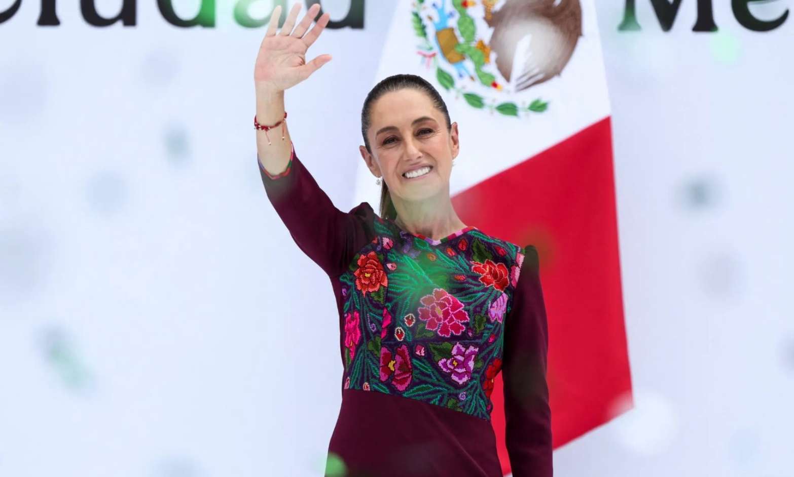 Sheinbaum, entre las 67 personas más elegantes de 2025 según The New York Times