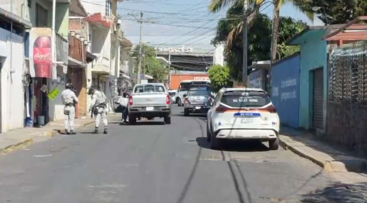 Mujer resulta gravemente lesionada tras ser atropellada en Cuernavaca