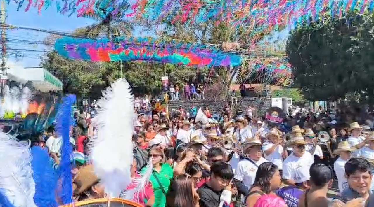 Inician los carnavales en Morelos con el tradicional Carnaval de Jiutepec