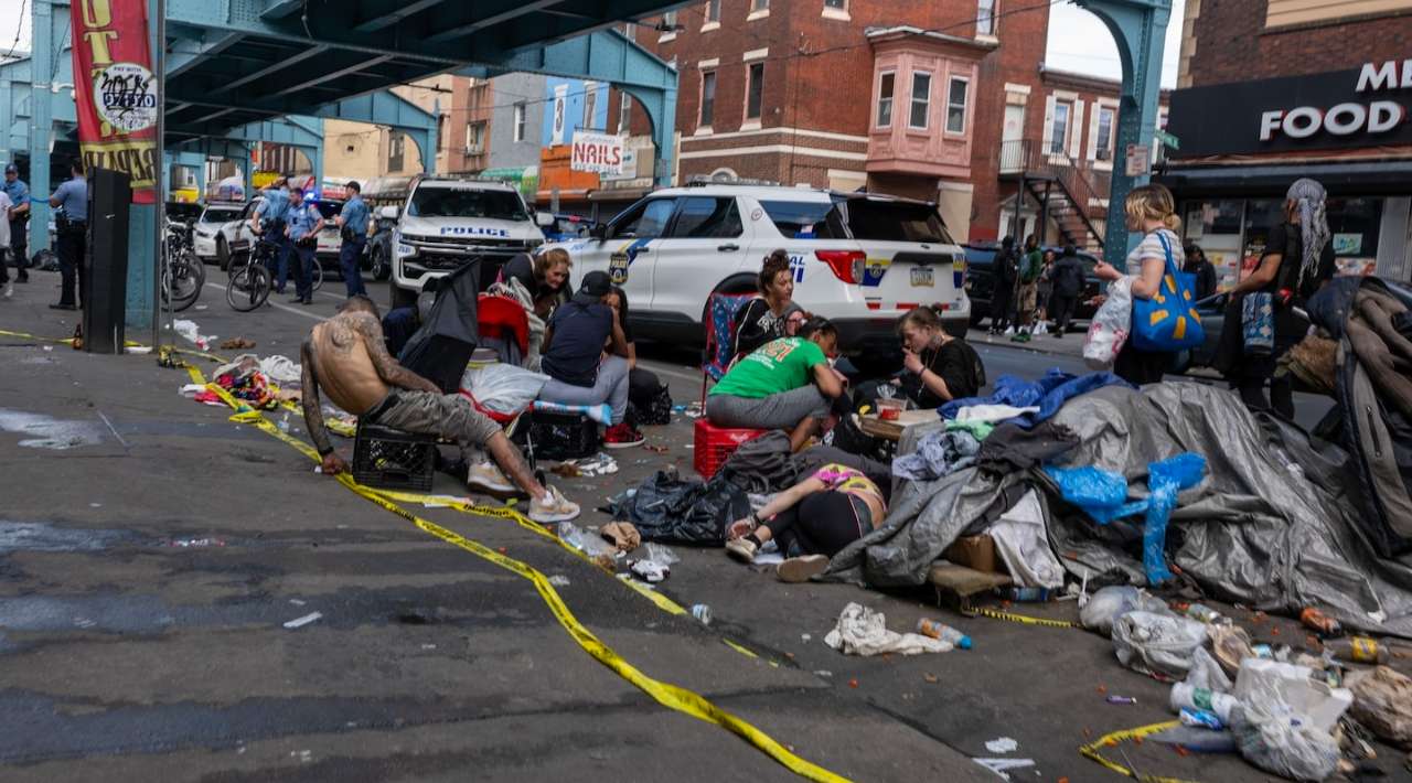 Trump firmará orden ejecutiva para coordinar respuesta federal a la adicción a las drogas