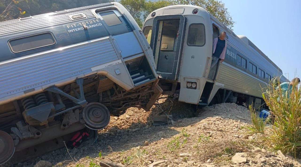 Vinculan a proceso a conductor y despachador por descarrilamiento del Tren Interoceánico en Oaxaca